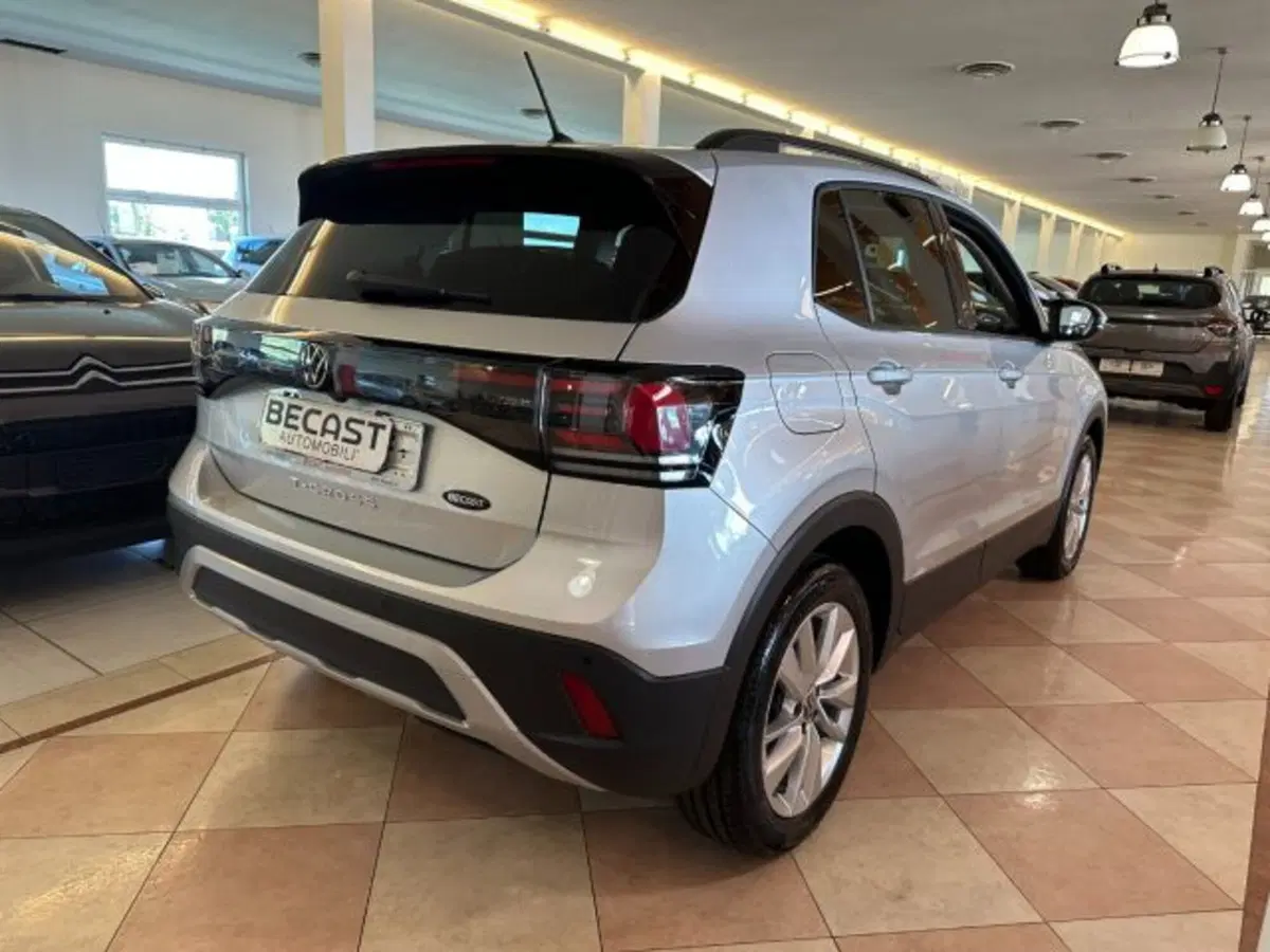 Volkswagen T-Cross nuova a Vicenza (3)