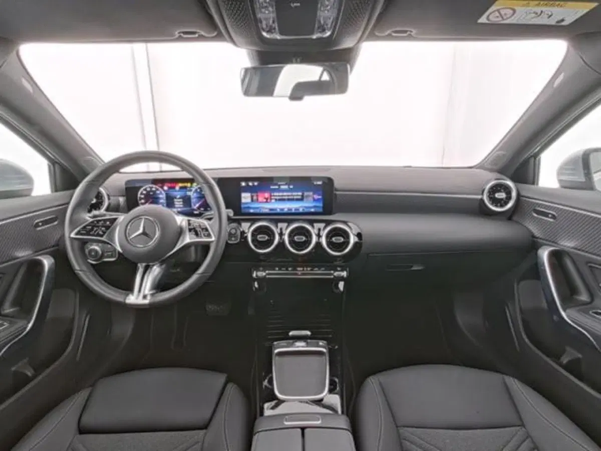 Mercedes-Benz Classe A usata a Milano (6)