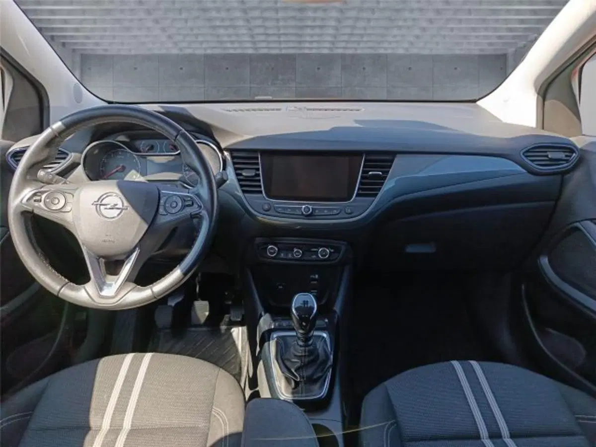 Opel Crossland usata a Bari (11)