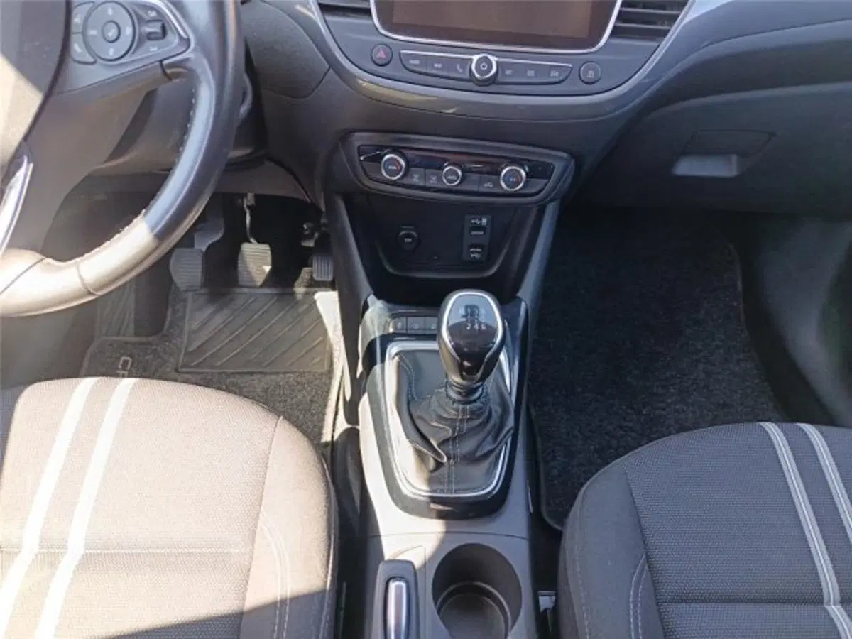 Opel Crossland usata a Bari (14)