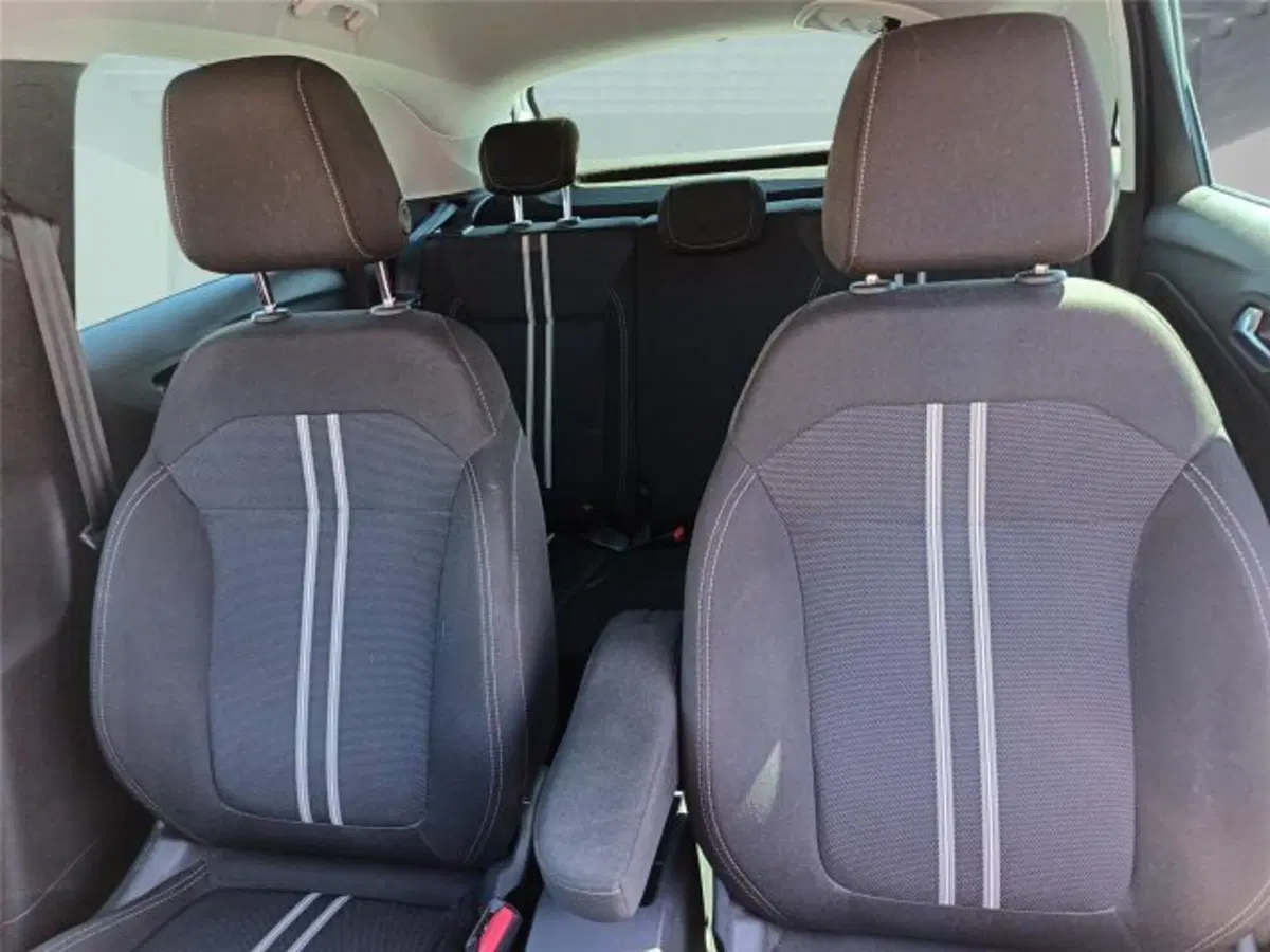 Opel Crossland usata a Bari (15)
