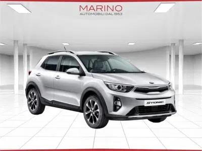 Kia Stonic 1.0 T-GDi 100 CV MHEV MT Style del 2023 usata a Bari