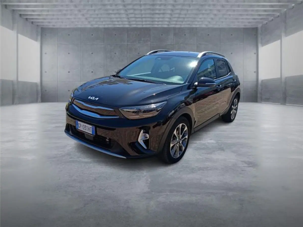 Kia Stonic usata a Bari (3)