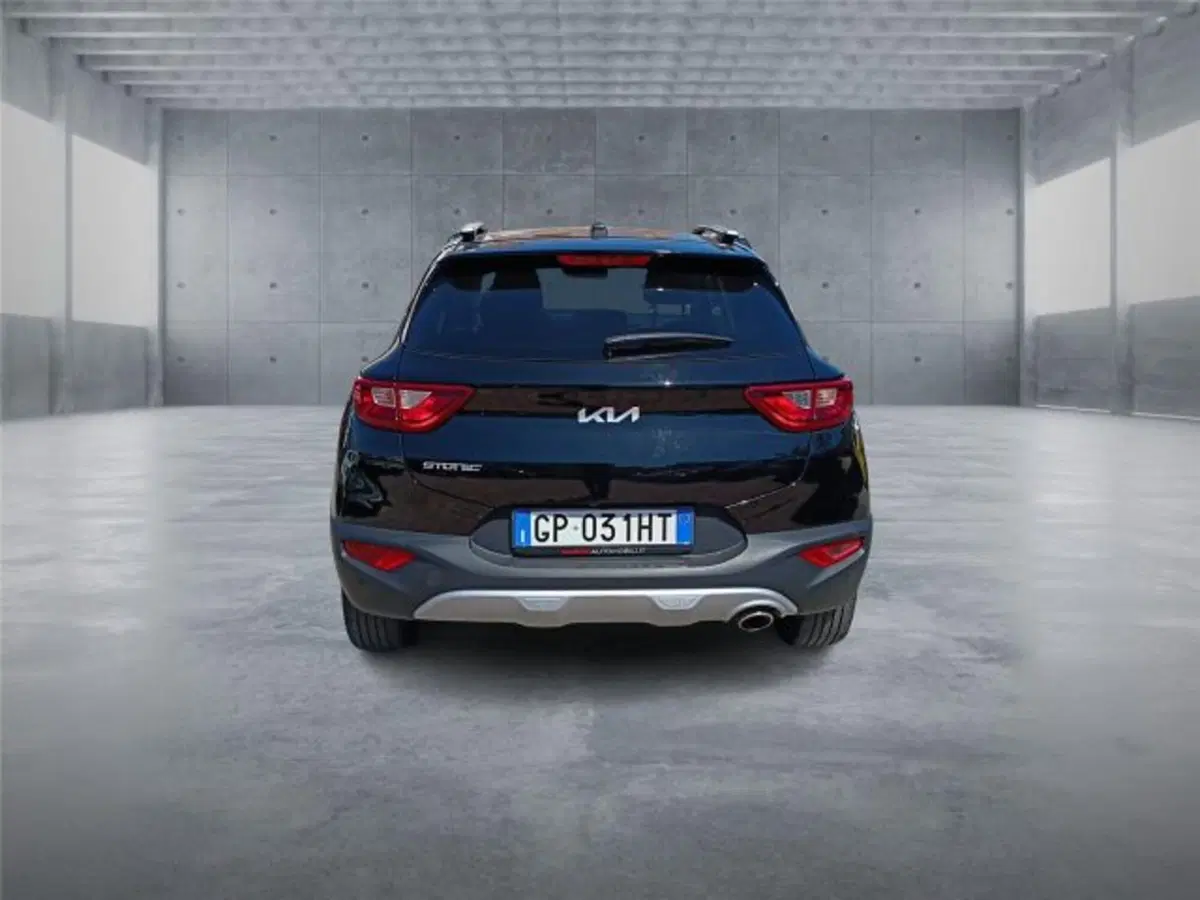 Kia Stonic usata a Bari (5)