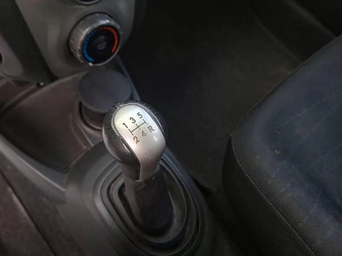 Toyota Yaris usata a Torino (9)