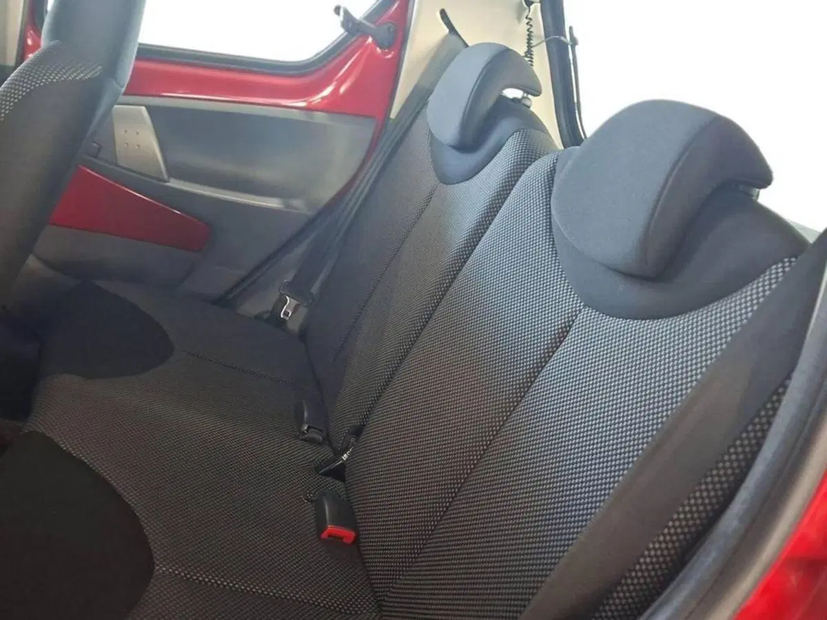 Toyota Aygo usata a Torino (11)