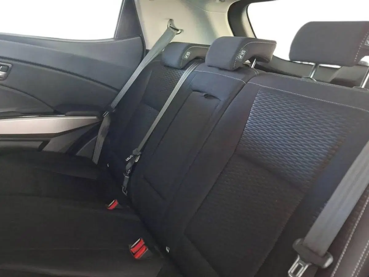 Ssangyong Tivoli usata a Torino (11)