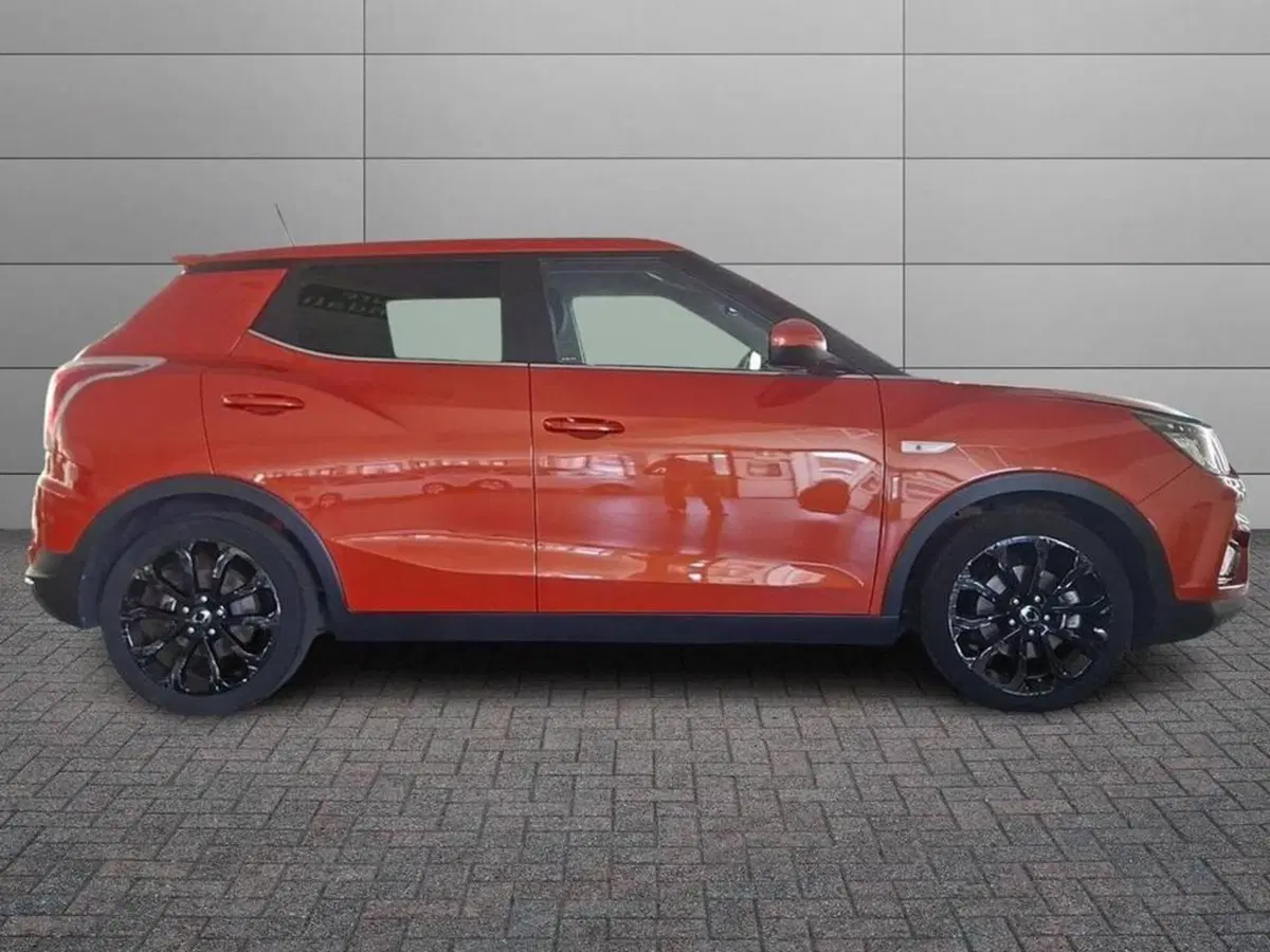Ssangyong Tivoli usata a Torino (3)