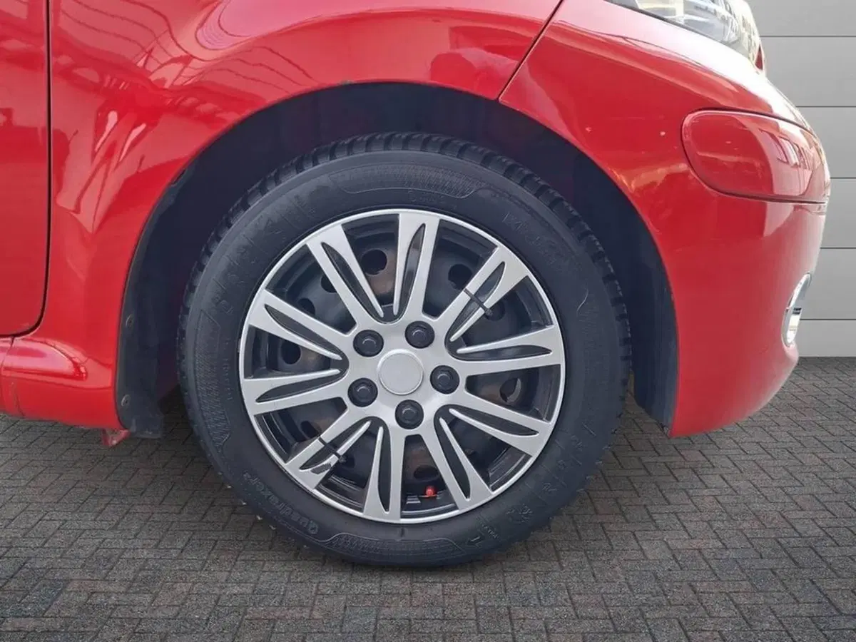 Toyota Aygo usata a Torino (13)