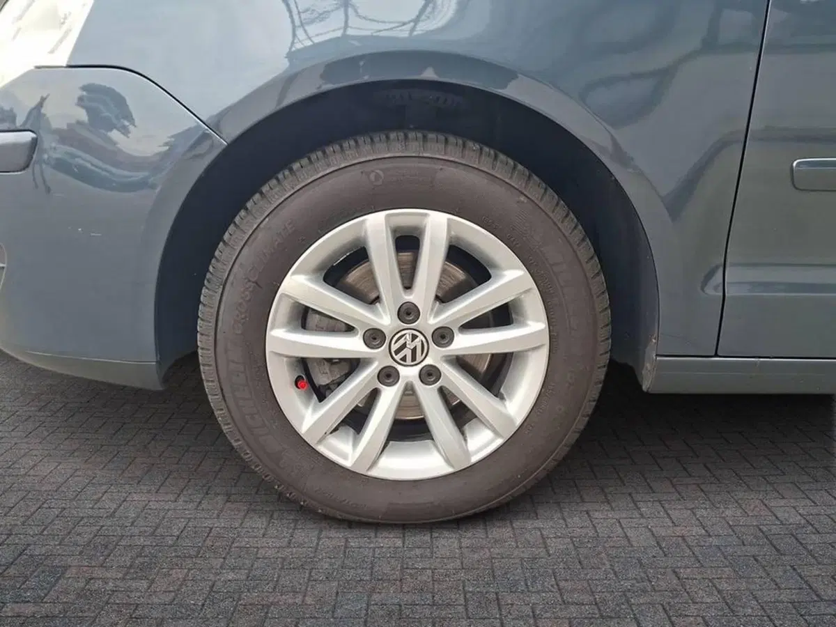 Volkswagen Polo usata a Torino (7)