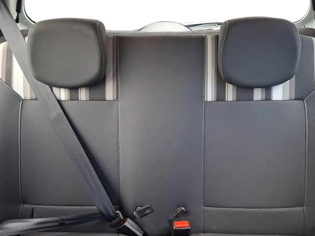 Renault Twingo usata a Torino (11)