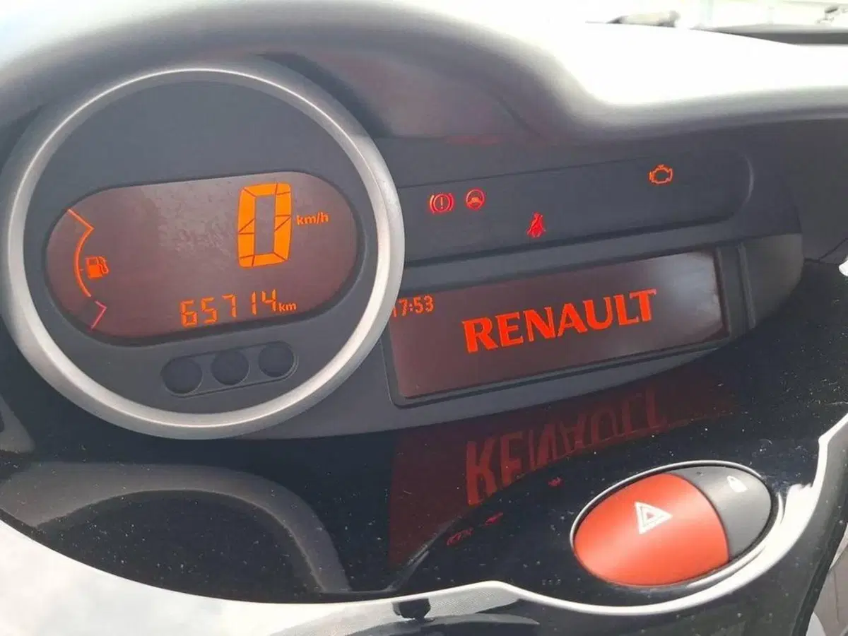 Renault Twingo usata a Torino (6)