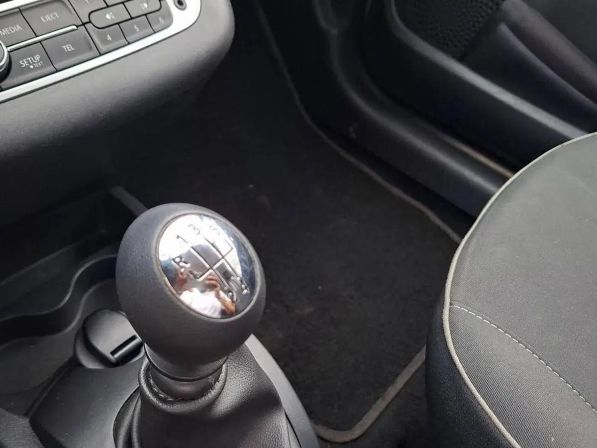 Renault Twingo usata a Torino (8)