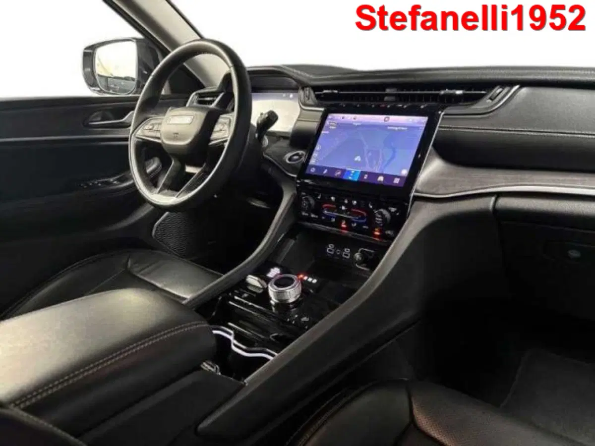 Jeep Grand Cherokee usata a Bologna (15)