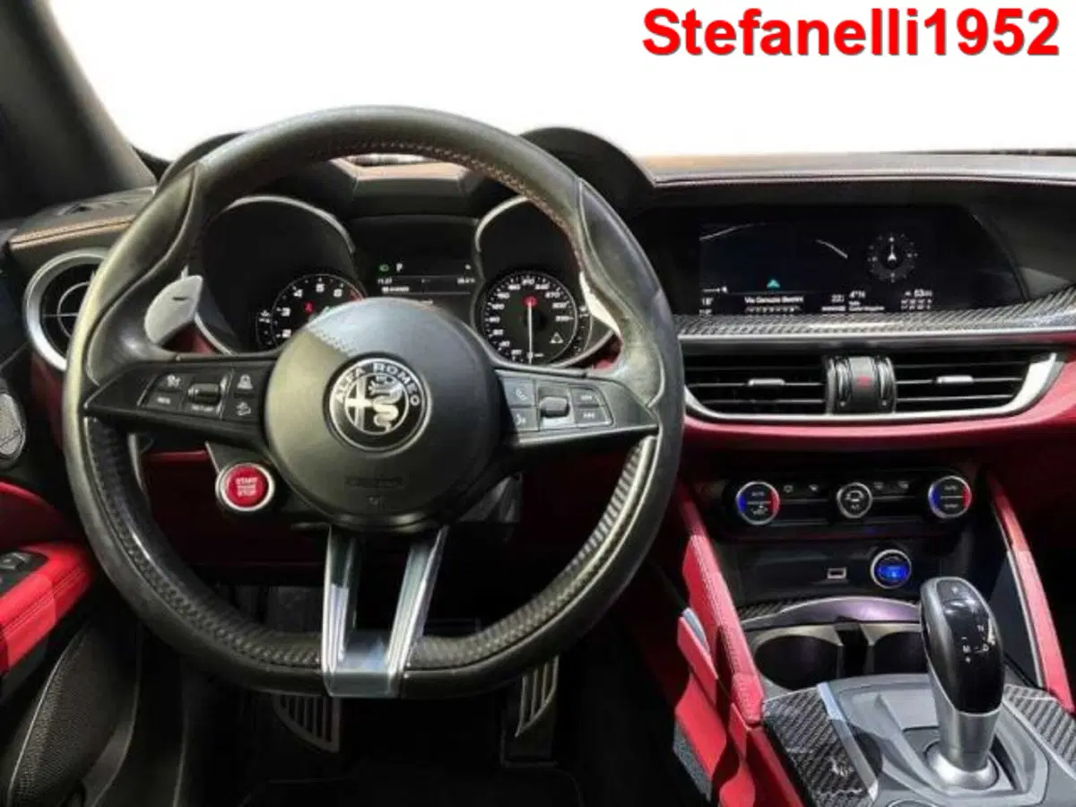 Alfa Romeo Stelvio usata a Bologna (14)