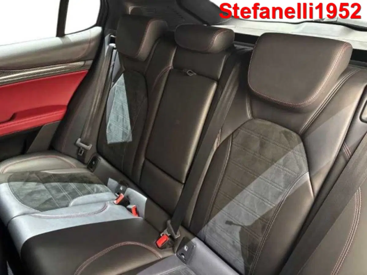 Alfa Romeo Stelvio usata a Bologna (9)