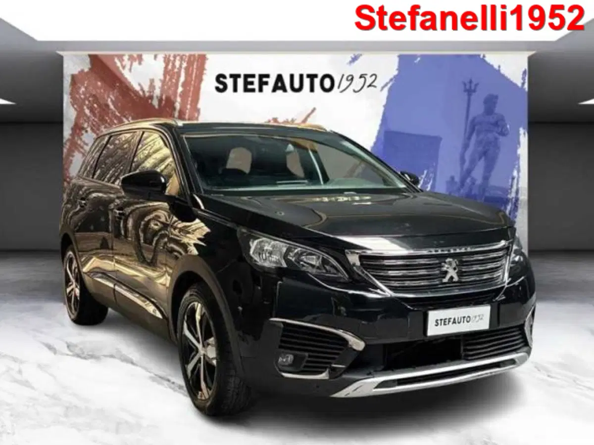 Peugeot 5008 usata a Bologna