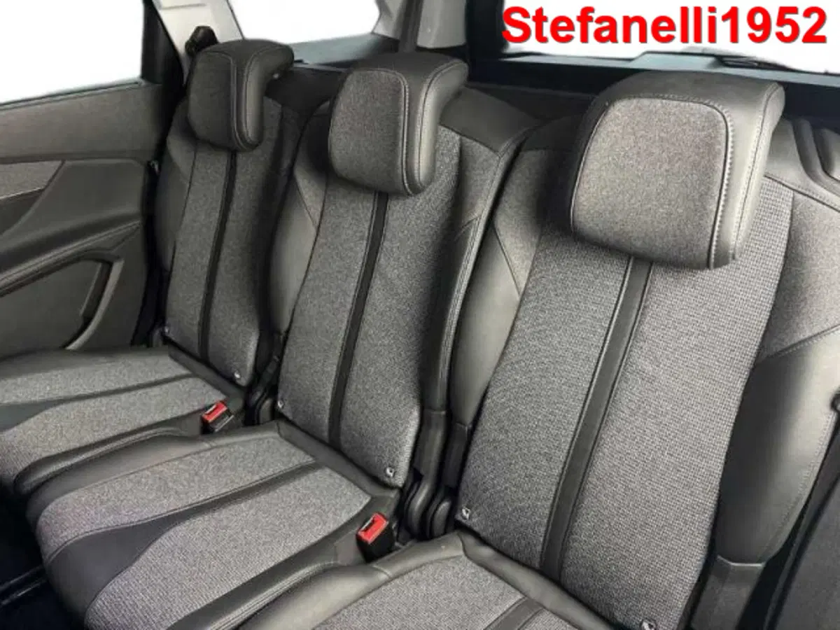 Peugeot 5008 usata a Bologna (9)