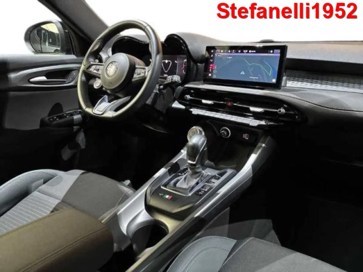 Alfa Romeo Tonale usata a Bologna (15)