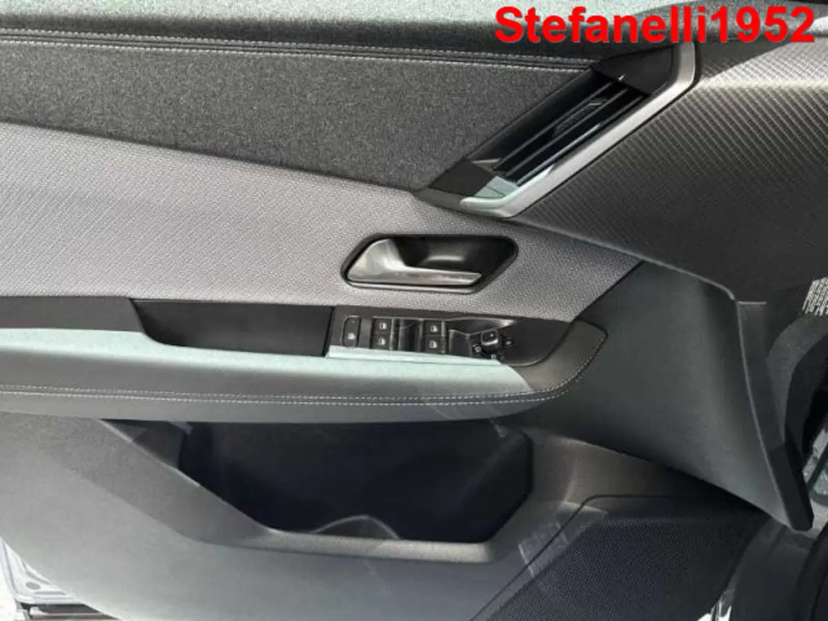 Opel Grandland nuova a Bologna (10)