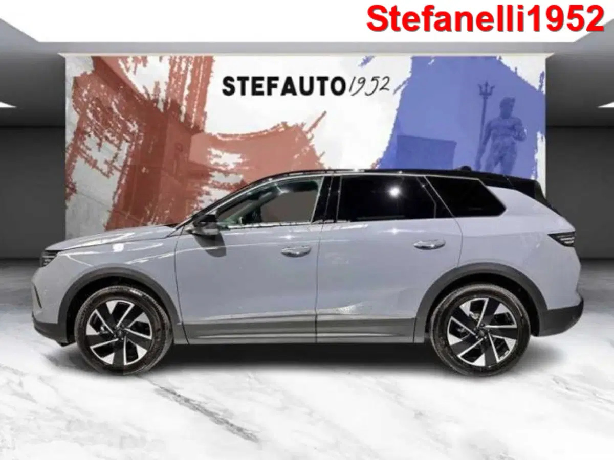 Opel Grandland nuova a Bologna (3)