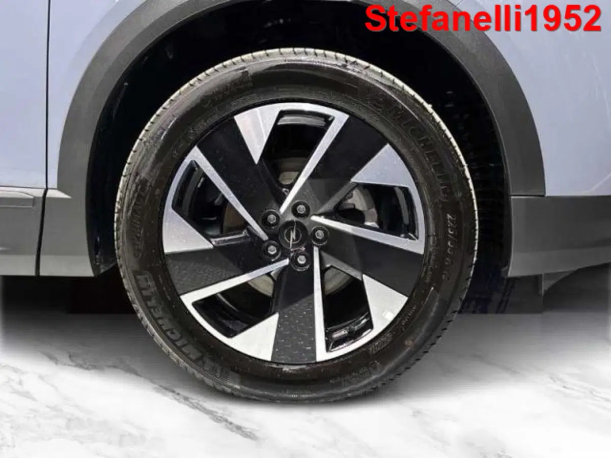 Opel Grandland nuova a Bologna (8)