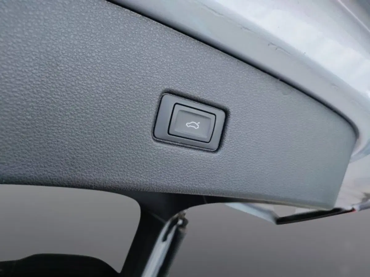 Audi Q5 Sportback usata a Teramo (13)