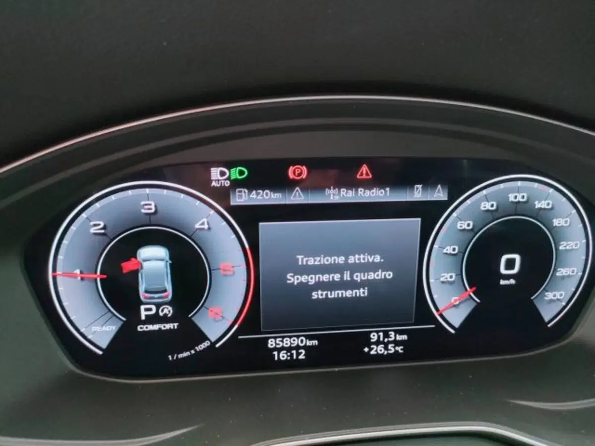 Audi Q5 Sportback usata a Teramo (18)