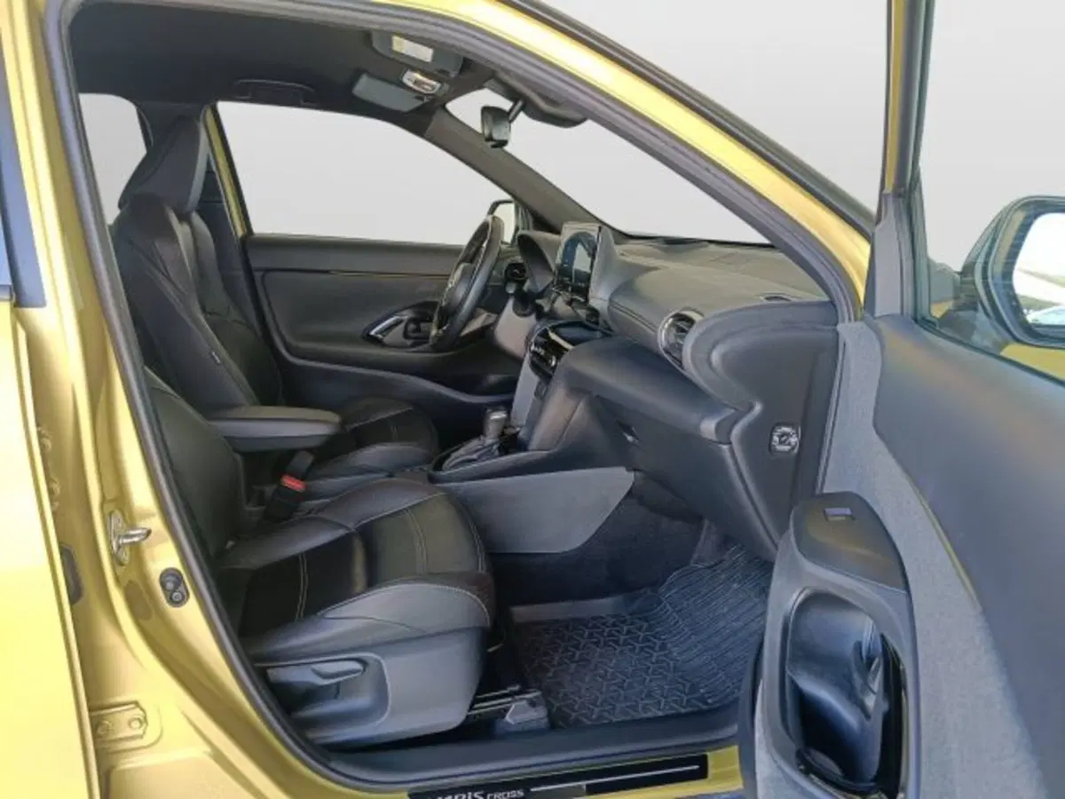 Toyota Yaris Cross usata a Teramo (11)