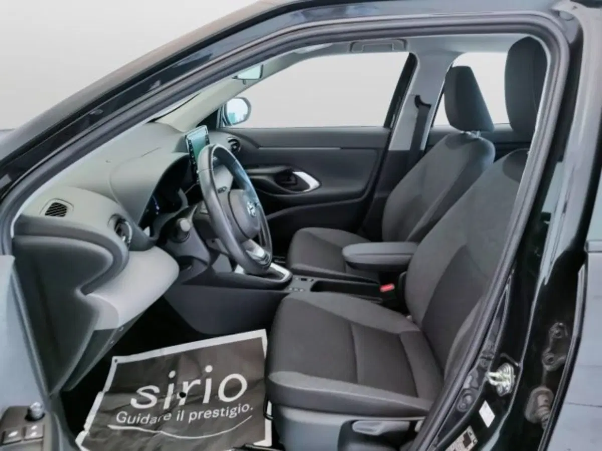 Toyota Yaris Cross usata a Teramo (16)