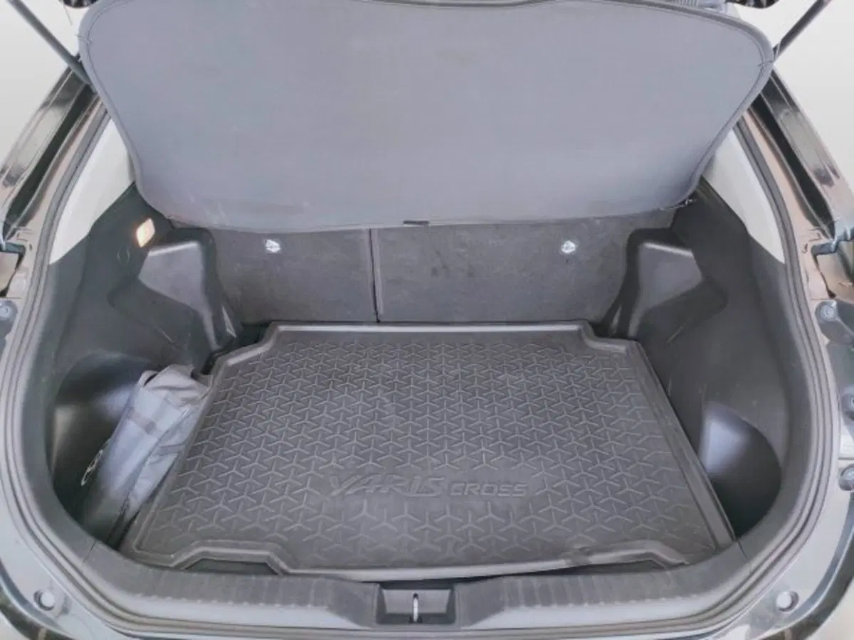 Toyota Yaris Cross usata a Teramo (9)