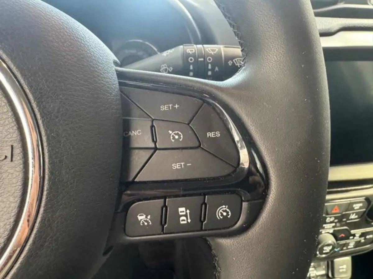 Jeep Renegade usata a Vercelli (12)