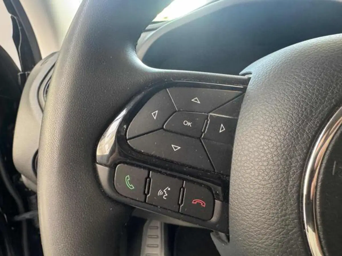 Jeep Renegade usata a Vercelli (16)