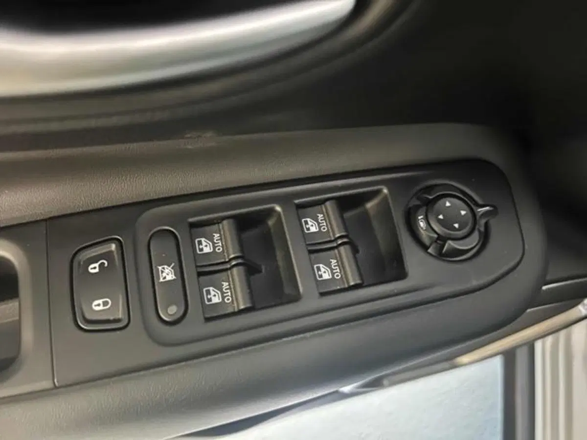 Jeep Renegade usata a Vercelli (18)