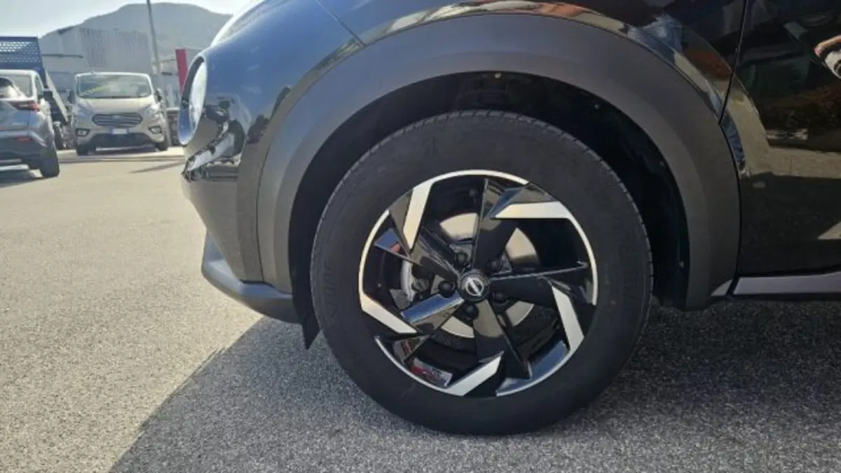 Nissan Juke usata a Lucca (19)