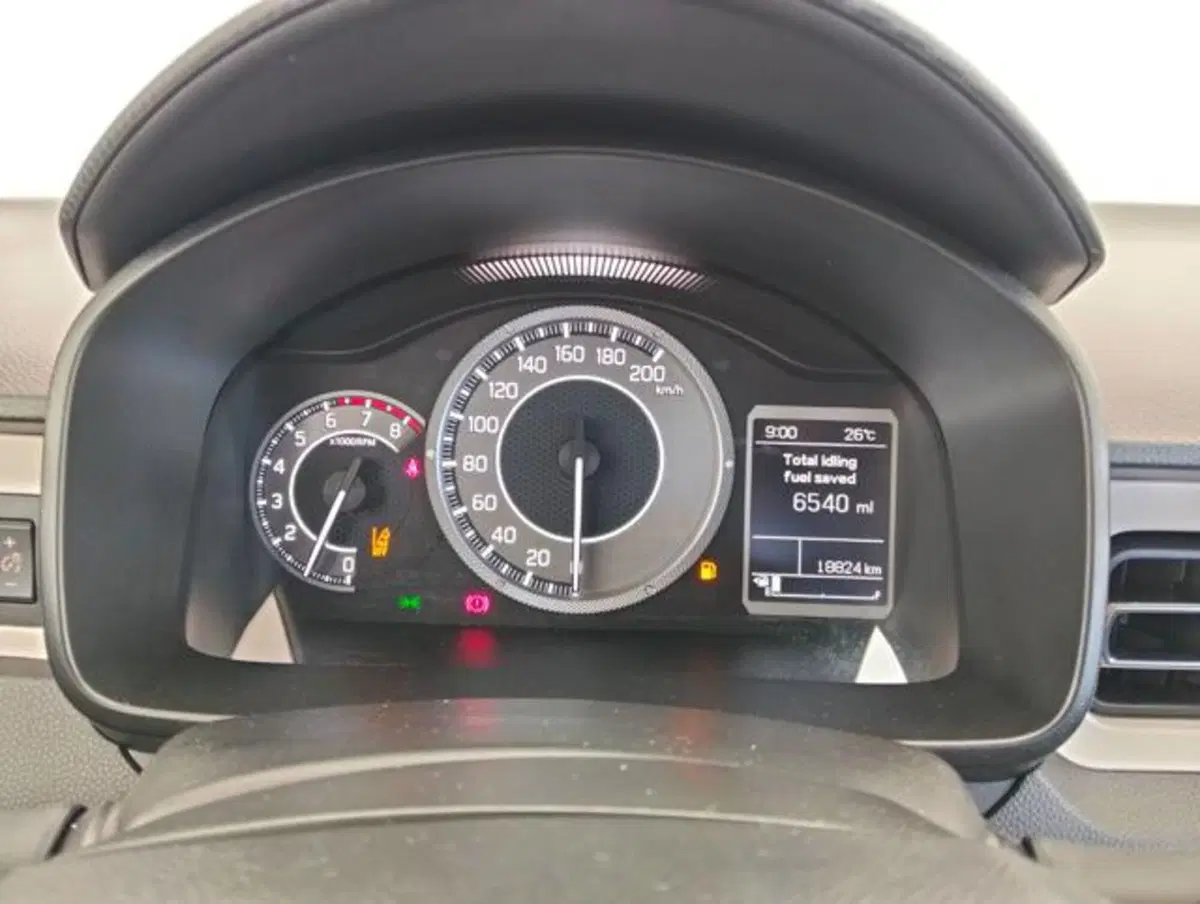 Suzuki Ignis usata a Como (12)