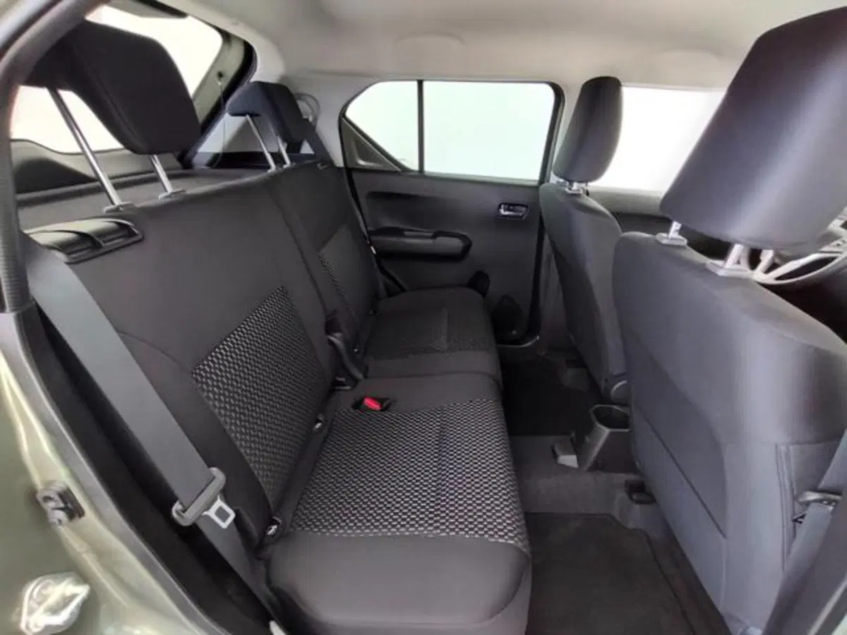 Suzuki Ignis usata a Como (5)