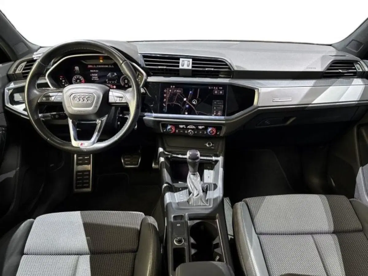 Audi Q3 Sportback usata a Bologna (13)