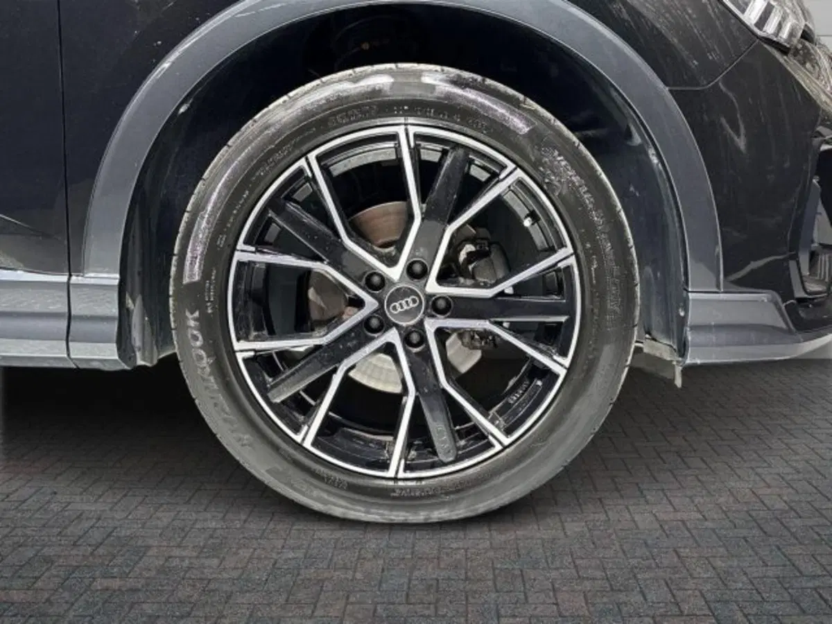 Audi Q3 Sportback usata a Bologna (8)