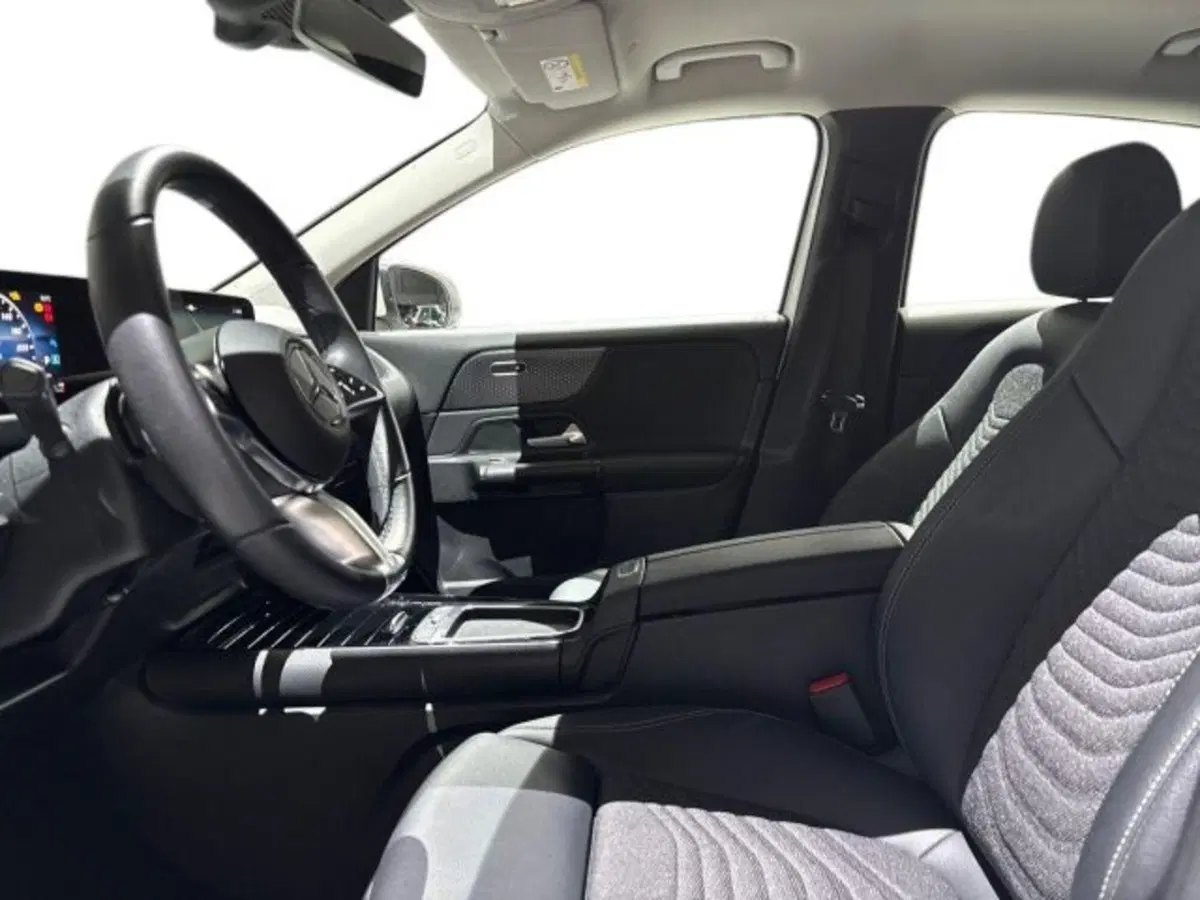 Mercedes-Benz GLA SUV usata a Bologna (10)