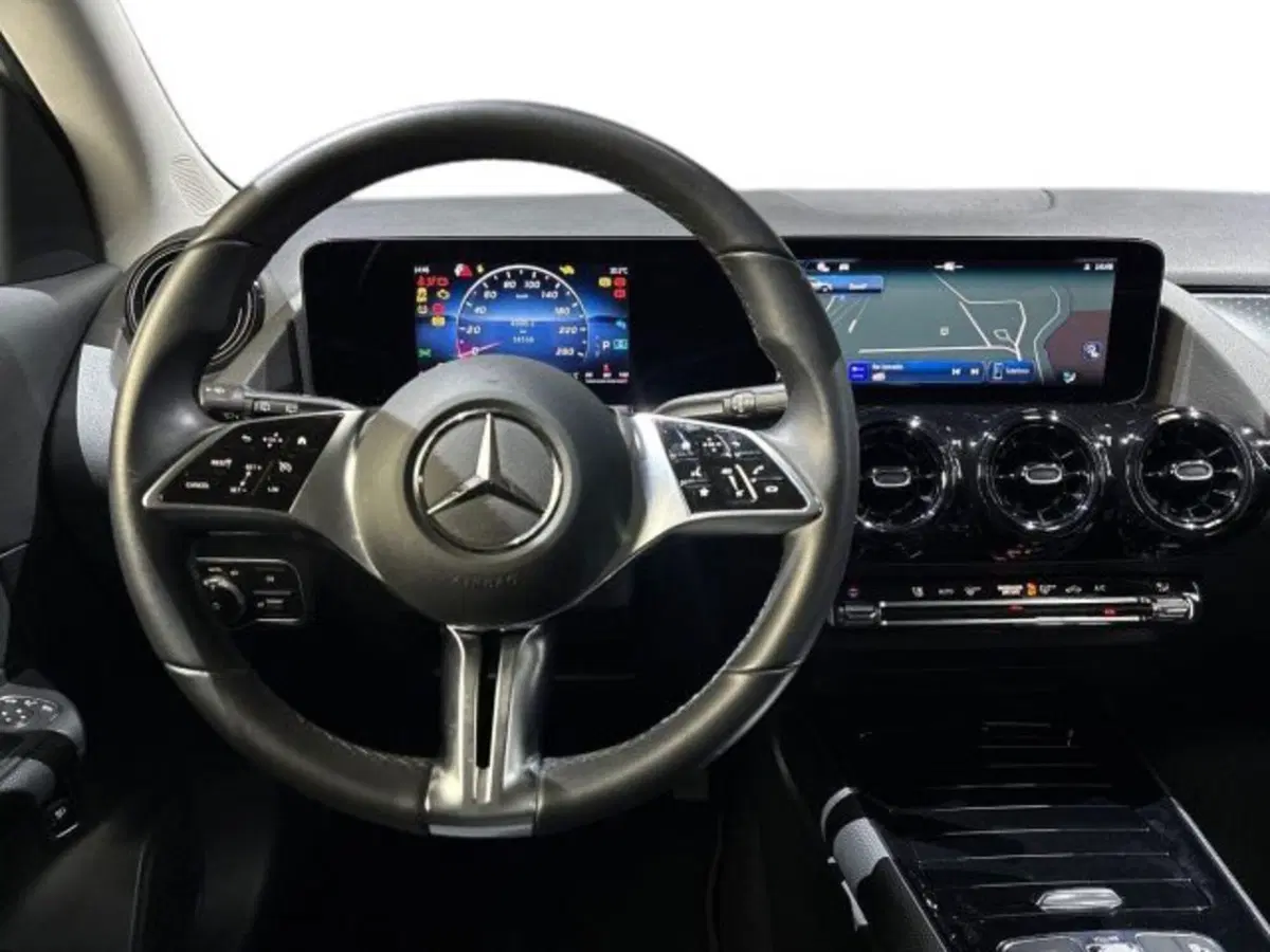 Mercedes-Benz GLA SUV usata a Bologna (11)