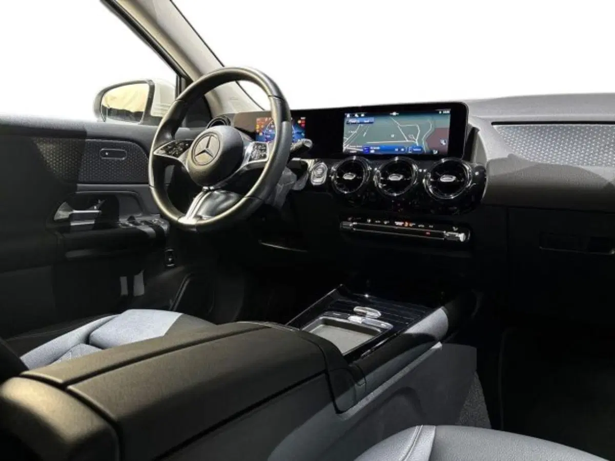 Mercedes-Benz GLA SUV usata a Bologna (15)