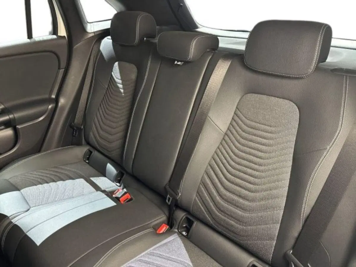 Mercedes-Benz GLA SUV usata a Bologna (16)