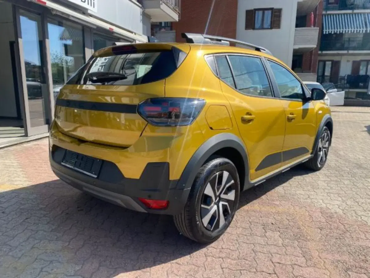 Dacia Sandero Stepway nuova a Cuneo (4)