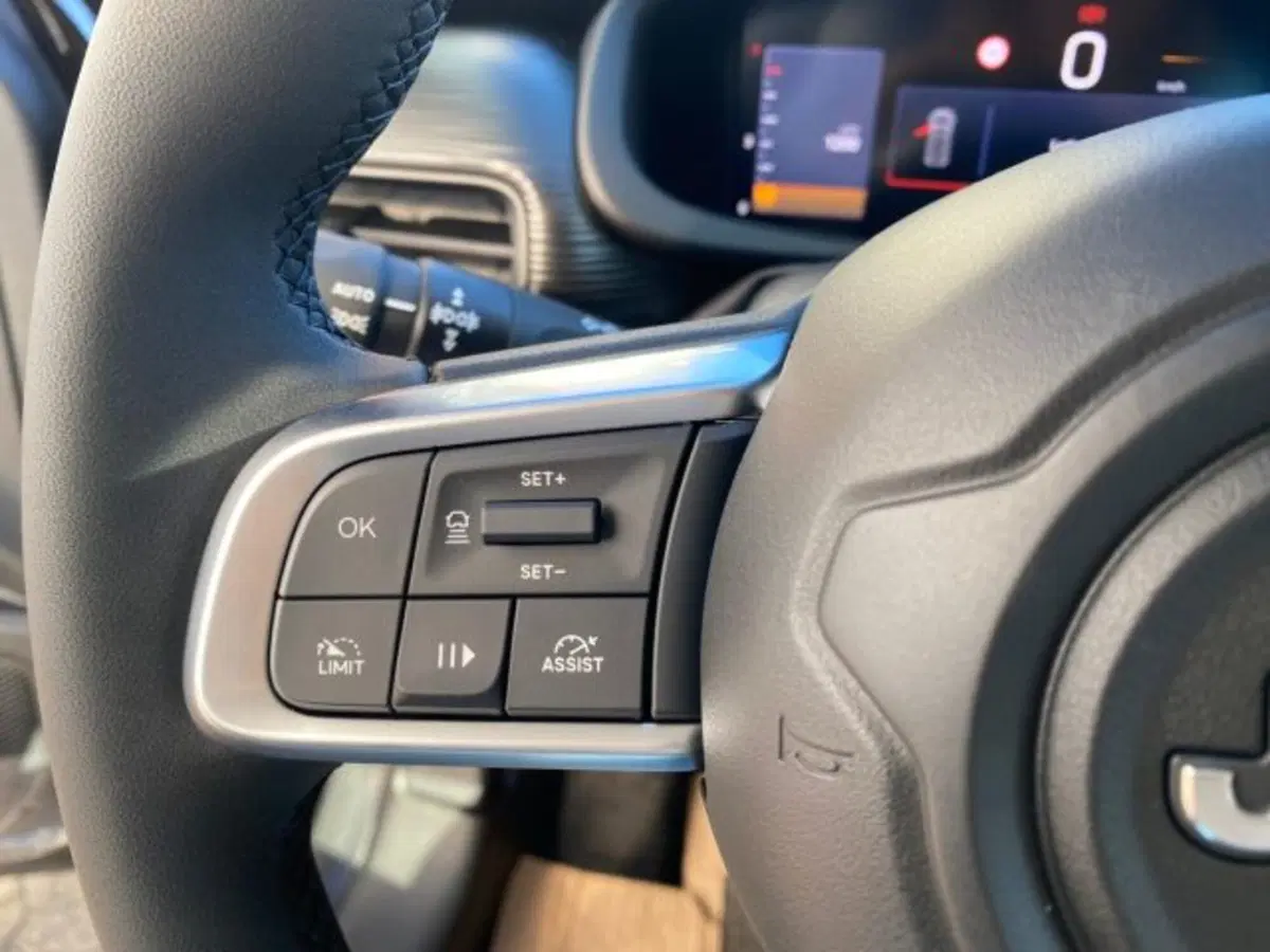 Jeep Avenger nuova a Cuneo (10)