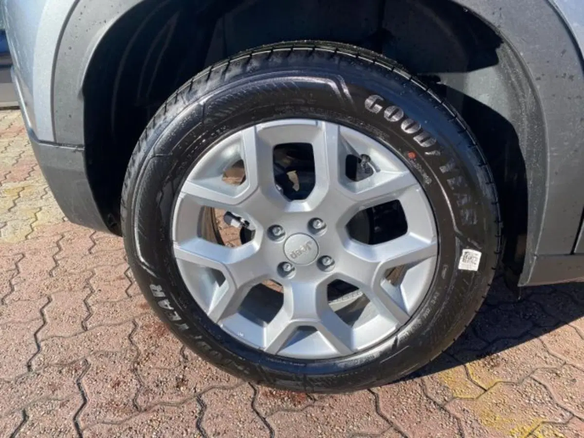 Jeep Avenger nuova a Cuneo (3)