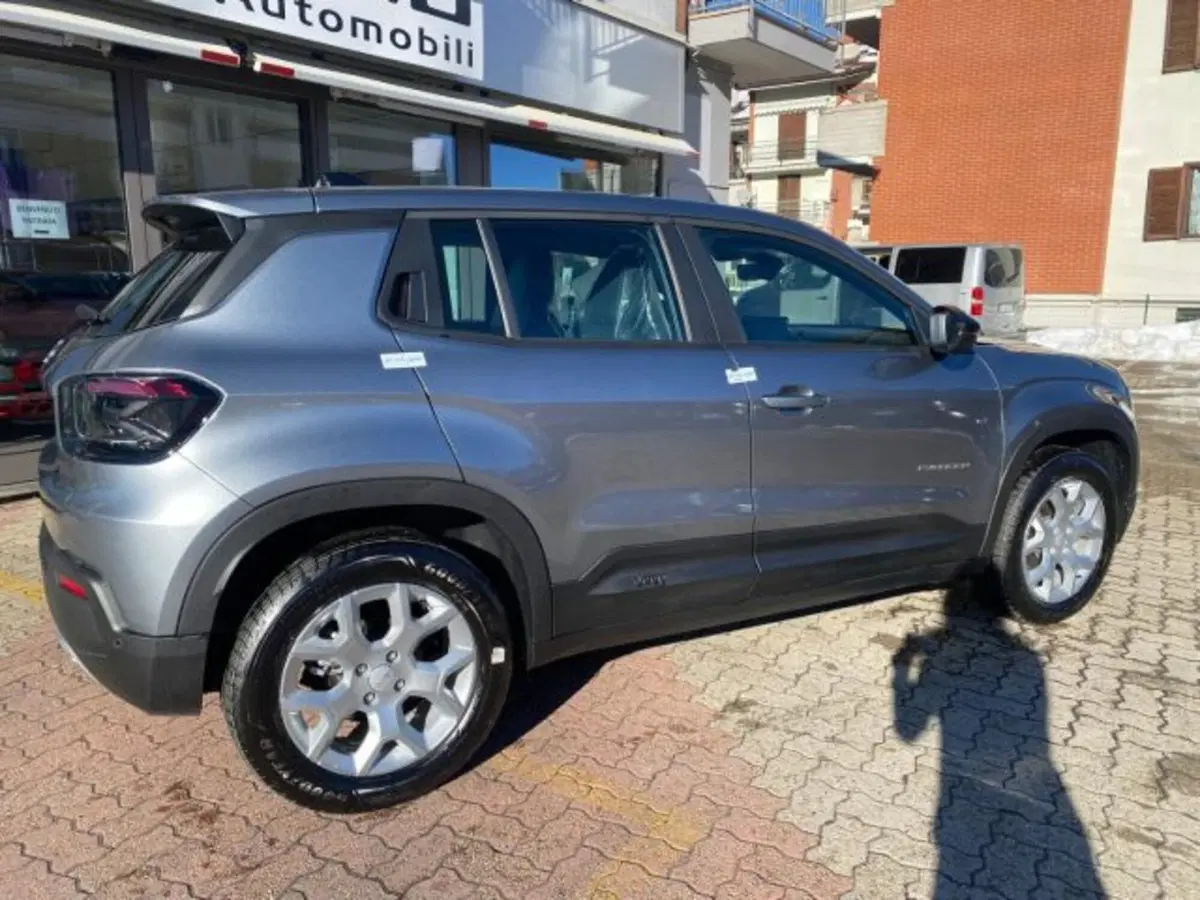 Jeep Avenger nuova a Cuneo (4)
