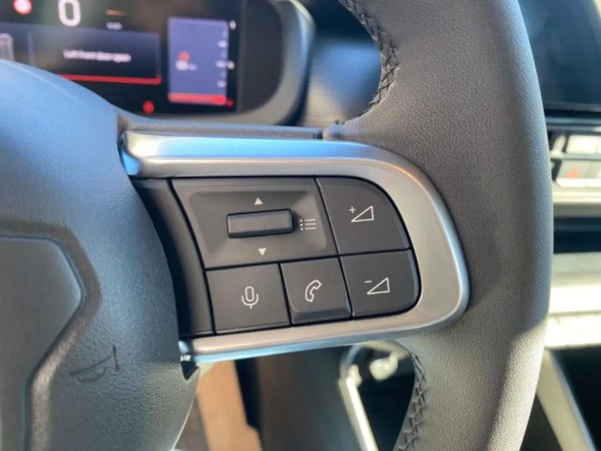 Jeep Avenger nuova a Cuneo (9)