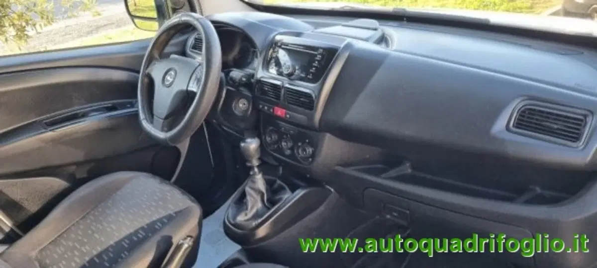 Opel Combo usata a Savona (11)