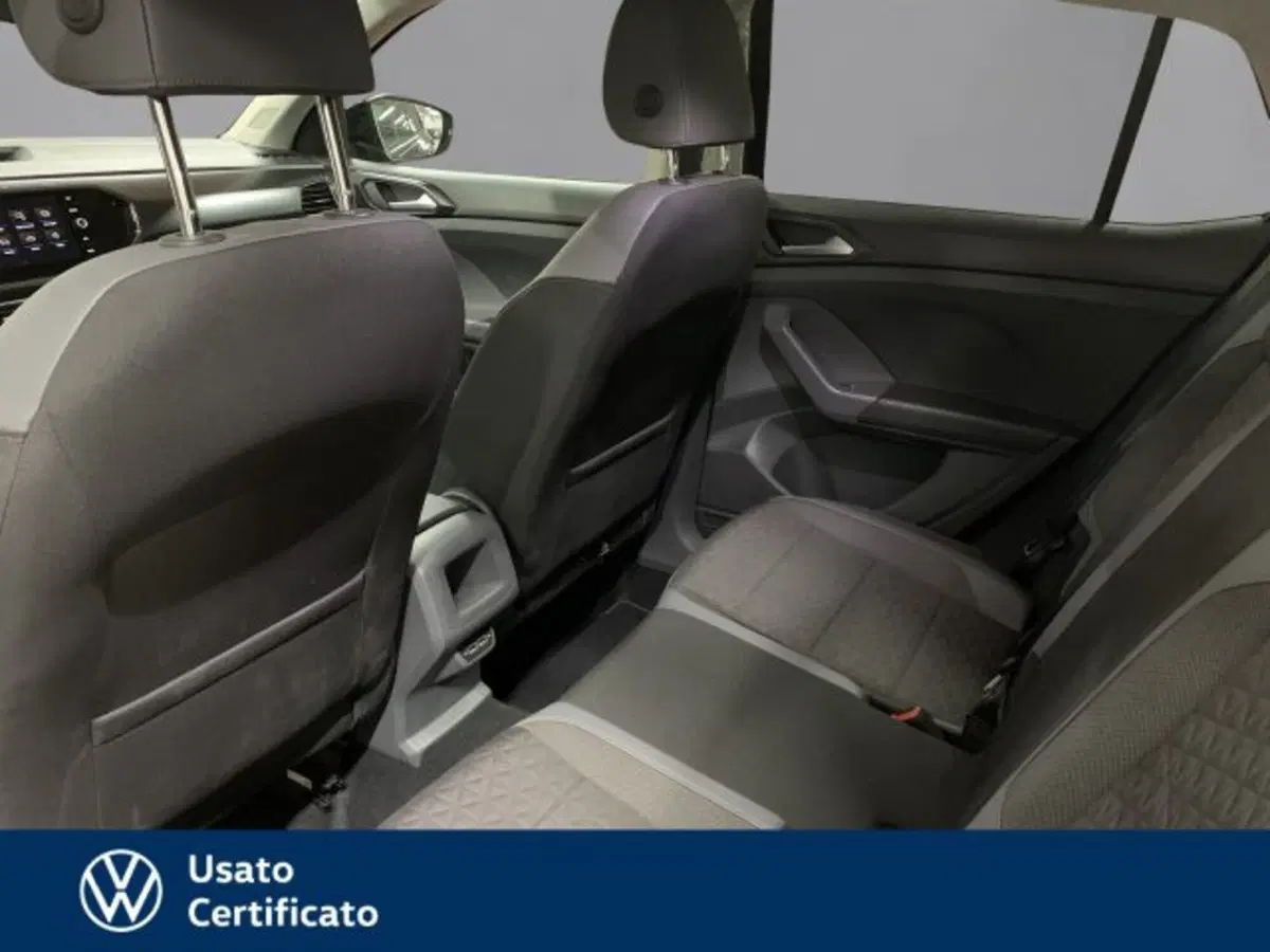 Volkswagen T-Cross usata a Vicenza (12)